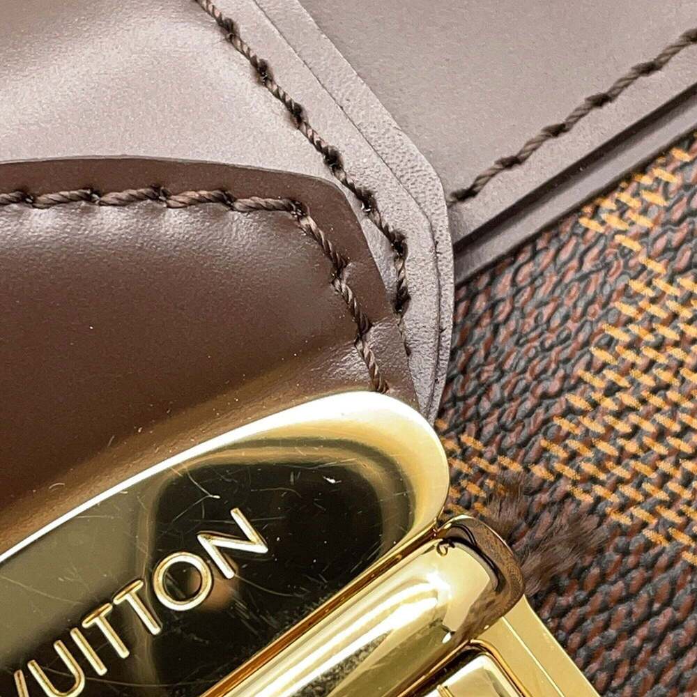 LOUIS VUITTON Brown Damier Shoulder Bag - Picture 10 of 16